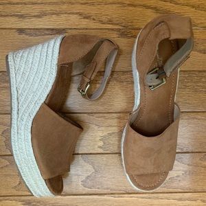 Universal Threads Espadrille Wedges